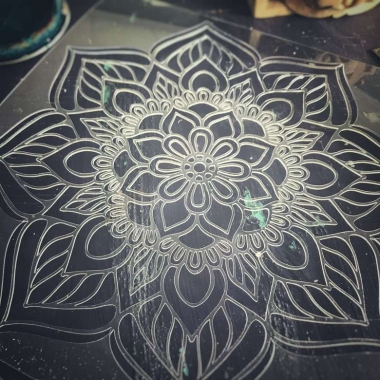 Трафарет - Цветочная мандала